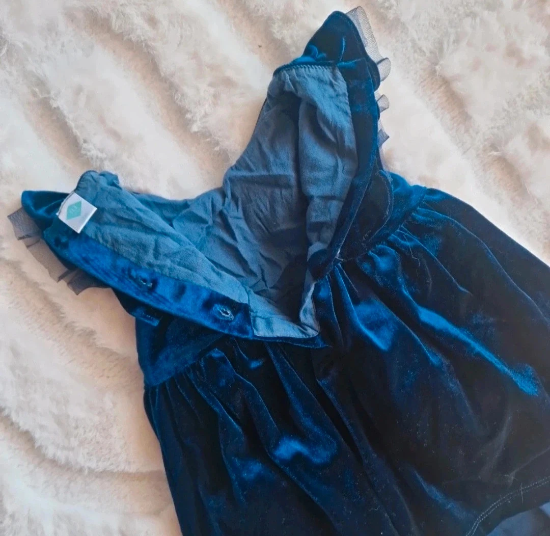 Vestido de bebé en terciopelo azul marino – 12 meses – Casi nuevo – photo 7